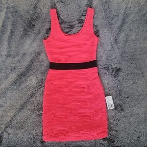 FOREVER 21||| NEON PINK DRESS NWT